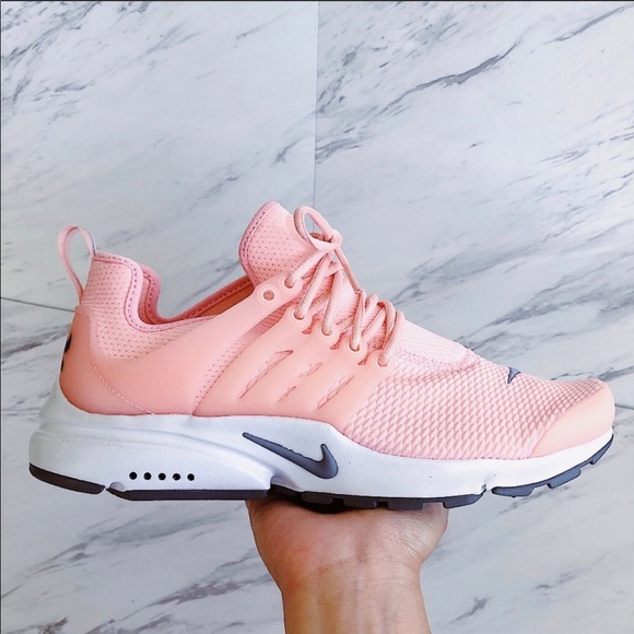 womens pink prestos